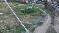 Spodní část sjezdovky skiareálu Karolinka