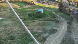 Spodní část sjezdovky skiareálu Karolinka