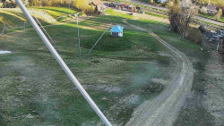 Spodní část sjezdovky skiareálu Karolinka