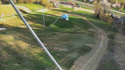 Spodní část sjezdovky skiareálu Karolinka