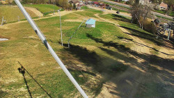 Spodní část sjezdovky skiareálu Karolinka