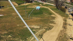 Spodní část sjezdovky skiareálu Karolinka