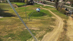 Spodní část sjezdovky skiareálu Karolinka