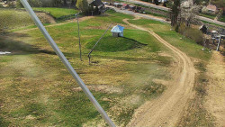 Spodní část sjezdovky skiareálu Karolinka