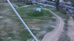 Spodní část sjezdovky skiareálu Karolinka