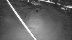 Spodní část sjezdovky skiareálu Karolinka