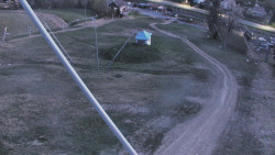 Spodní část sjezdovky skiareálu Karolinka