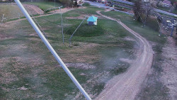 Spodní část sjezdovky skiareálu Karolinka