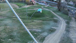 Spodní část sjezdovky skiareálu Karolinka