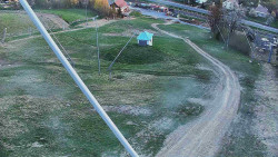 Spodní část sjezdovky skiareálu Karolinka