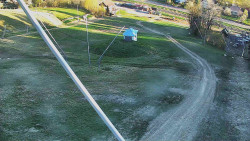 Spodní část sjezdovky skiareálu Karolinka