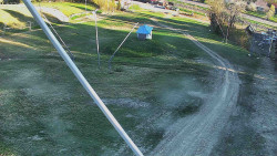 Spodní část sjezdovky skiareálu Karolinka