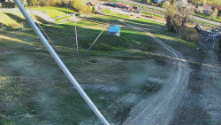 Spodní část sjezdovky skiareálu Karolinka