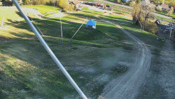 Spodní část sjezdovky skiareálu Karolinka