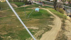 Spodní část sjezdovky skiareálu Karolinka