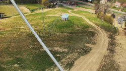 Spodní část sjezdovky skiareálu Karolinka
