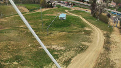 Spodní část sjezdovky skiareálu Karolinka