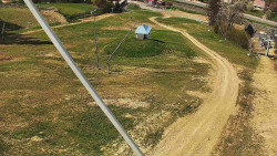 Spodní část sjezdovky skiareálu Karolinka