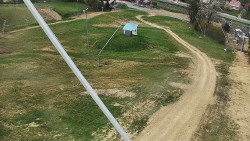 Spodní část sjezdovky skiareálu Karolinka