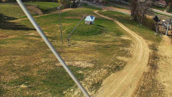 Spodní část sjezdovky skiareálu Karolinka