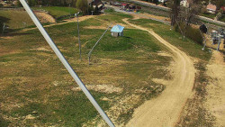 Spodní část sjezdovky skiareálu Karolinka