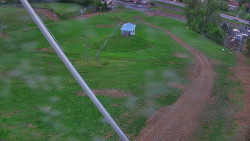 Spodní část sjezdovky skiareálu Karolinka