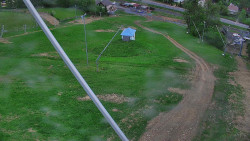 Spodní část sjezdovky skiareálu Karolinka