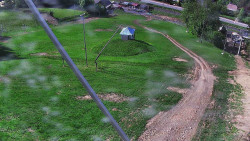 Spodní část sjezdovky skiareálu Karolinka