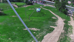 Spodní část sjezdovky skiareálu Karolinka
