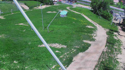 Spodní část sjezdovky skiareálu Karolinka