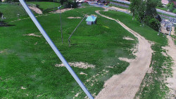 Spodní část sjezdovky skiareálu Karolinka