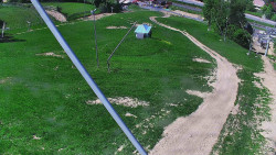 Spodní část sjezdovky skiareálu Karolinka