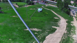 Spodní část sjezdovky skiareálu Karolinka