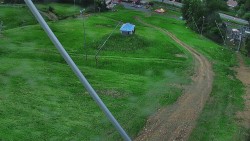 Spodní část sjezdovky skiareálu Karolinka