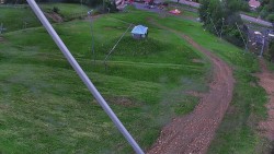 Spodní část sjezdovky skiareálu Karolinka