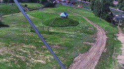 Spodní část sjezdovky skiareálu Karolinka