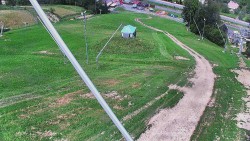 Spodní část sjezdovky skiareálu Karolinka