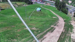 Ośrodek narciarski Karolinka - Dolna część stoku narciarskiego ośrodka Karolinka - 8.8.2026 v 12:46 Ośrodek narciarski Karolinka - Dolna część stoku narciarskiego ośrodka Karolinka - 8.8.2026 v 12:46