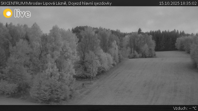 SKICENTRUM Miroslav Lipová Lázně - Dojezd hlavní sjezdovky - 15.10.2025 v 18:35 SKICENTRUM Miroslav Lipová Lázně - Dojezd hlavní sjezdovky - 15.10.2025 v 18:35