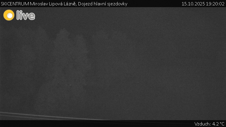 SKICENTRUM Miroslav Lipová Lázně - Dojezd hlavní sjezdovky - 15.10.2025 v 19:20 SKICENTRUM Miroslav Lipová Lázně - Dojezd hlavní sjezdovky - 15.10.2025 v 19:20