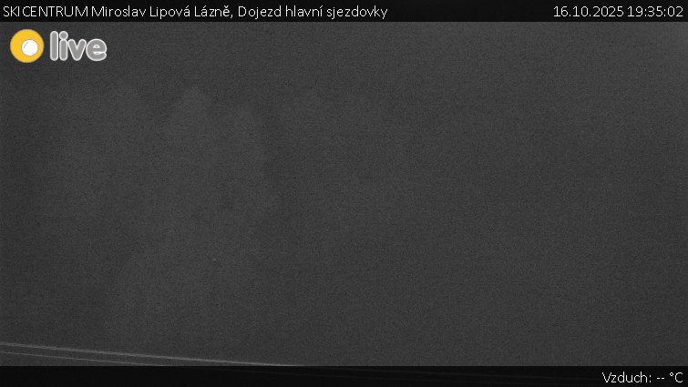 SKICENTRUM Miroslav Lipová Lázně - Dojezd hlavní sjezdovky - 16.10.2025 v 19:35 SKICENTRUM Miroslav Lipová Lázně - Dojezd hlavní sjezdovky - 16.10.2025 v 19:35