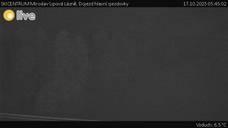 SKICENTRUM Miroslav Lipová Lázně - Dojezd hlavní sjezdovky - 17.10.2025 v 05:45 SKICENTRUM Miroslav Lipová Lázně - Dojezd hlavní sjezdovky - 17.10.2025 v 05:45