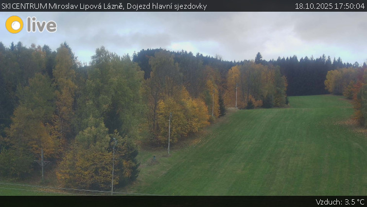 SKICENTRUM Miroslav Lipová Lázně - Dojezd hlavní sjezdovky - 18.10.2025 v 17:50 SKICENTRUM Miroslav Lipová Lázně - Dojezd hlavní sjezdovky - 18.10.2025 v 17:50