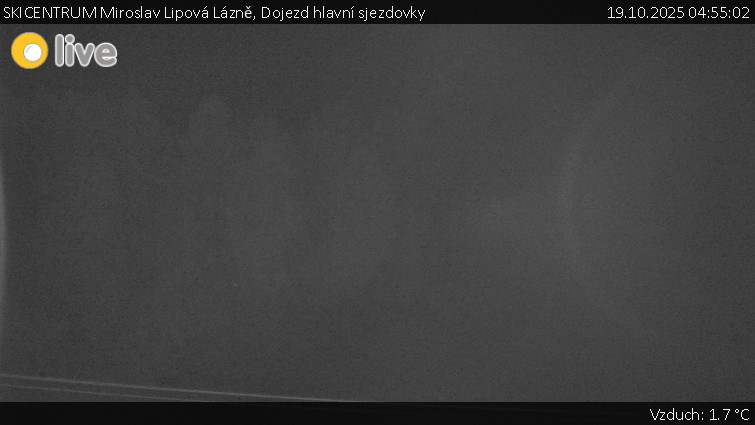 SKICENTRUM Miroslav Lipová Lázně - Dojezd hlavní sjezdovky - 19.10.2025 v 04:55 SKICENTRUM Miroslav Lipová Lázně - Dojezd hlavní sjezdovky - 19.10.2025 v 04:55