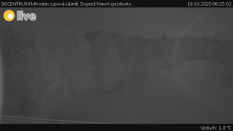 SKICENTRUM Miroslav Lipová Lázně - Dojezd hlavní sjezdovky - 19.10.2025 v 06:25 SKICENTRUM Miroslav Lipová Lázně - Dojezd hlavní sjezdovky - 19.10.2025 v 06:25