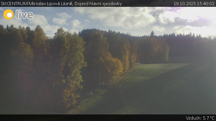 SKICENTRUM Miroslav Lipová Lázně - Dojezd hlavní sjezdovky - 19.10.2025 v 15:40 SKICENTRUM Miroslav Lipová Lázně - Dojezd hlavní sjezdovky - 19.10.2025 v 15:40