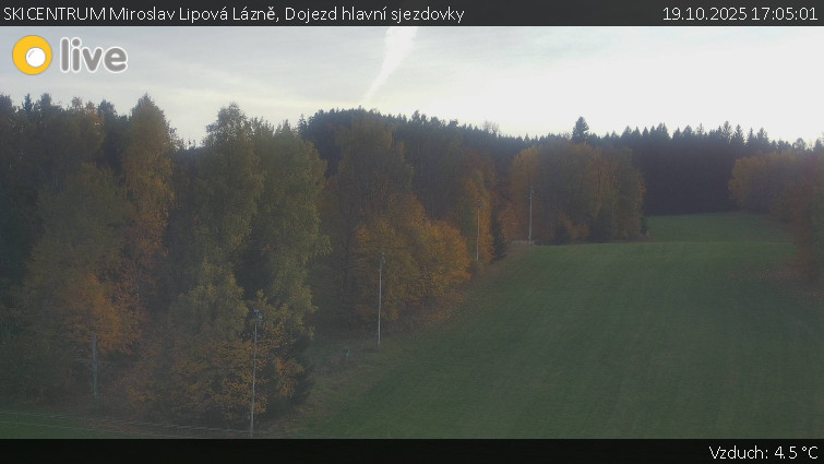 SKICENTRUM Miroslav Lipová Lázně - Dojezd hlavní sjezdovky - 19.10.2025 v 17:05 SKICENTRUM Miroslav Lipová Lázně - Dojezd hlavní sjezdovky - 19.10.2025 v 17:05