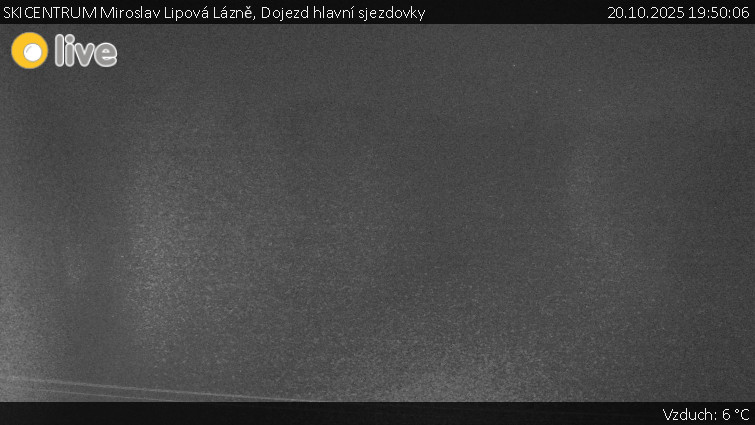 SKICENTRUM Miroslav Lipová Lázně - Dojezd hlavní sjezdovky - 20.10.2025 v 19:50 SKICENTRUM Miroslav Lipová Lázně - Dojezd hlavní sjezdovky - 20.10.2025 v 19:50