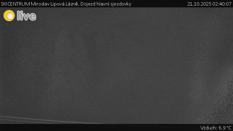 SKICENTRUM Miroslav Lipová Lázně - Dojezd hlavní sjezdovky - 21.10.2025 v 02:40 SKICENTRUM Miroslav Lipová Lázně - Dojezd hlavní sjezdovky - 21.10.2025 v 02:40