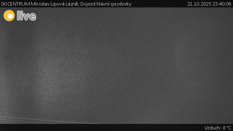 SKICENTRUM Miroslav Lipová Lázně - Dojezd hlavní sjezdovky - 21.10.2025 v 23:40 SKICENTRUM Miroslav Lipová Lázně - Dojezd hlavní sjezdovky - 21.10.2025 v 23:40